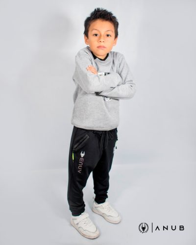 Poleras y pantalones niños